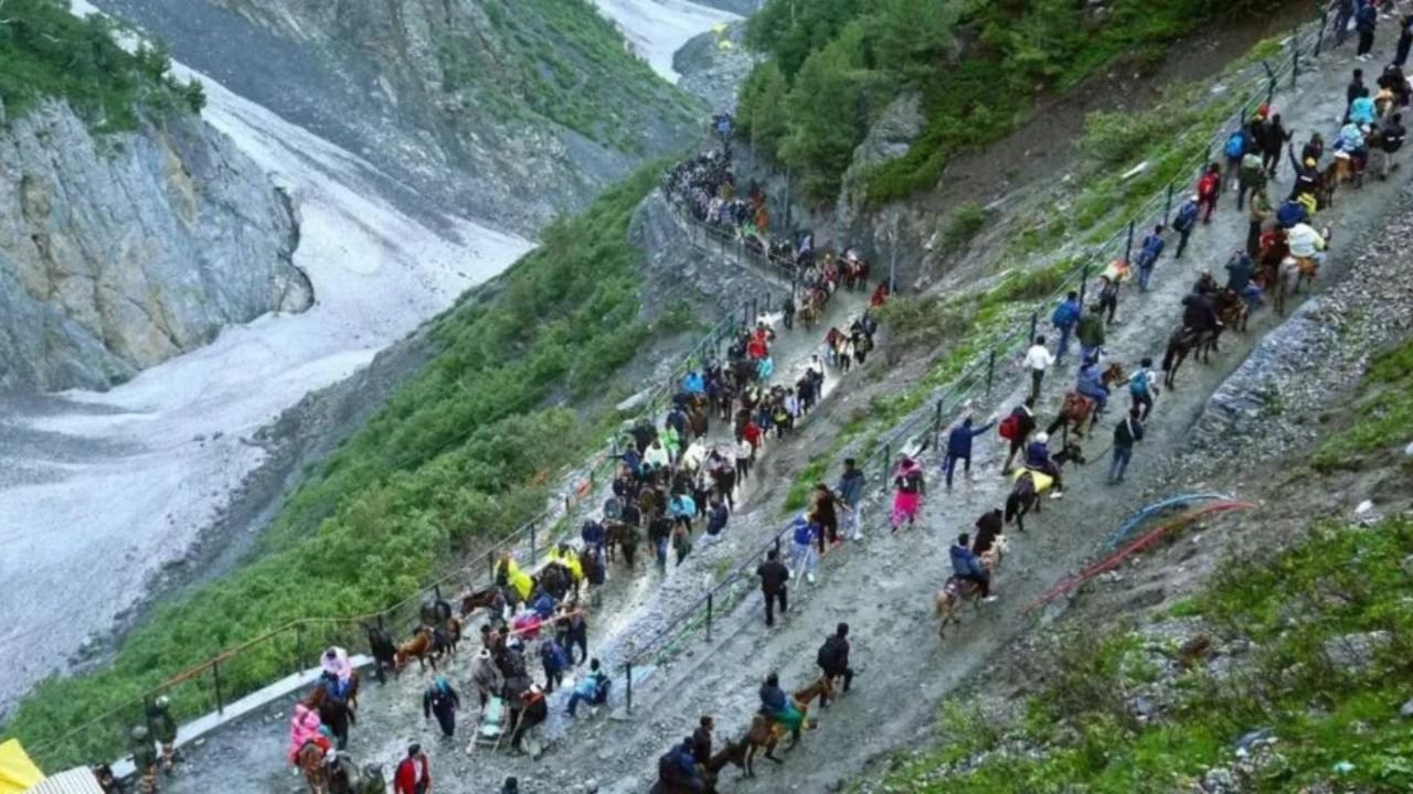 समय से पहले रोक दी गई Amarnath Yatra! 3 अगस्त से अमरनाथ यात्रा बंद, भारी बारिश बनी बड़ी वजह