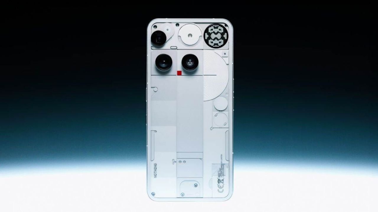 Nothing Phone 3 पर बंपर डिस्काउंट! Flipkart और Amazon पर Nothing Phone 3 के धमाकेदार ऑफर का मुकाबला