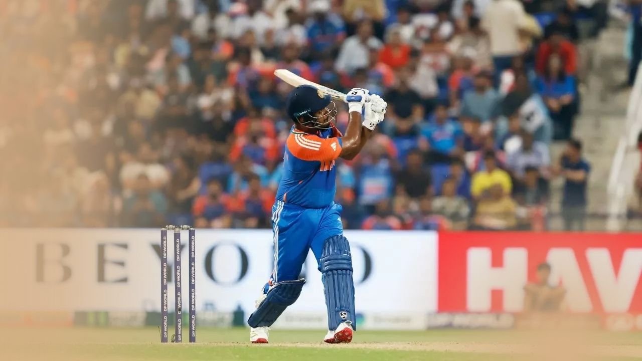 T20 Asia Cup 2025: भारत ने सुपर ओवर में श्रीलंका को हराया, संजू सैमसन बने इम्पैक्ट प्लेयर